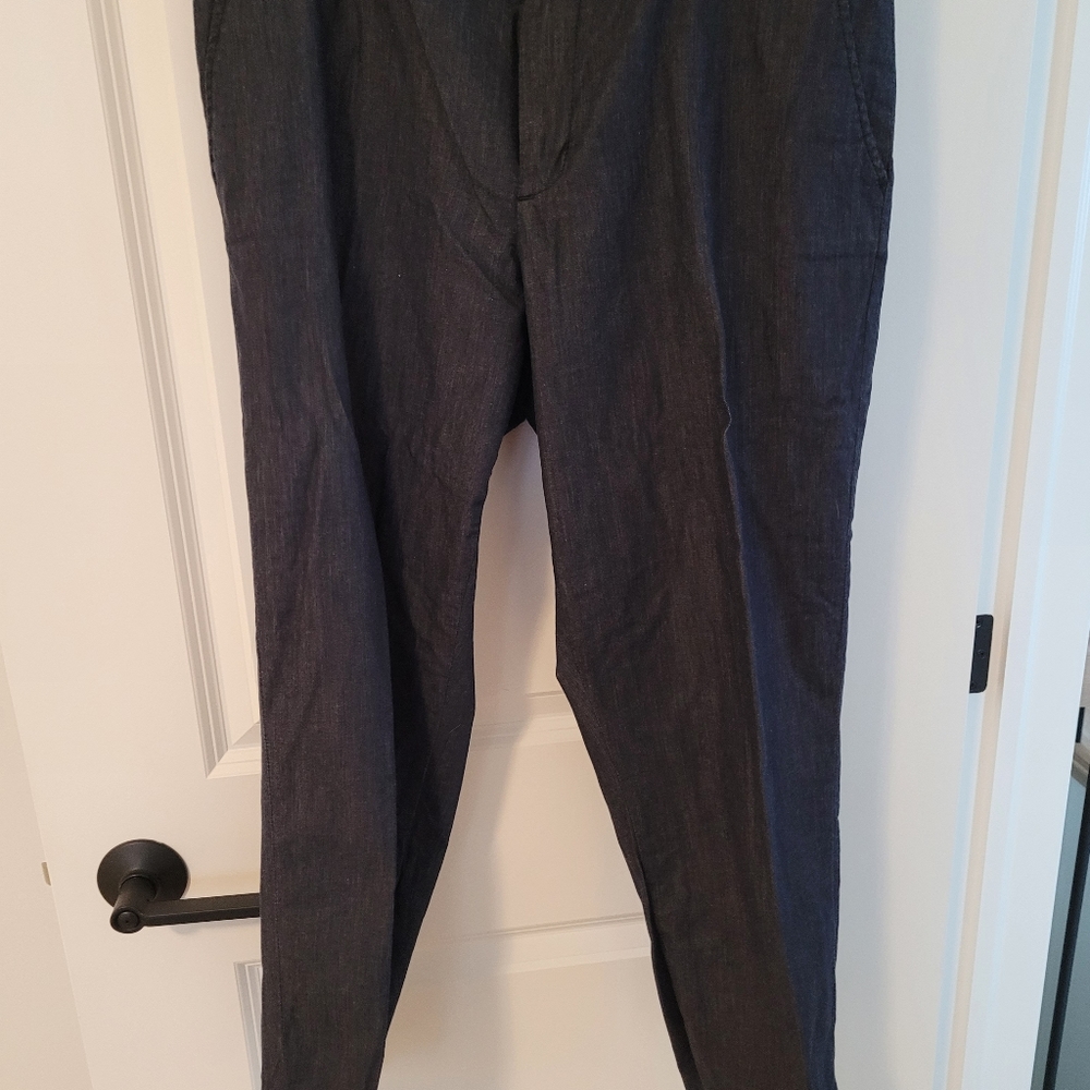 Capri pants